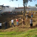 Moradores do Jardim Maringá protestam por terreno